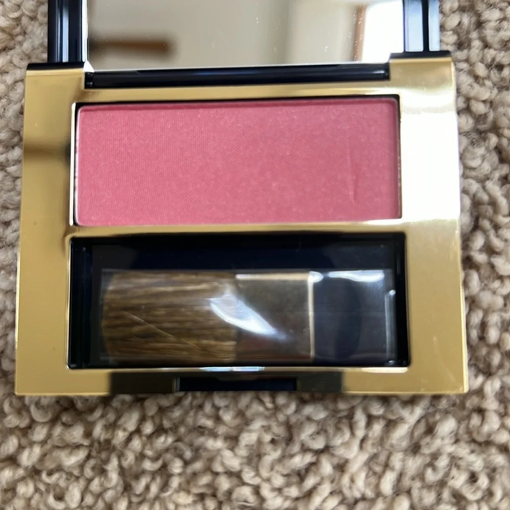 NIB! Estée Lauder pure envy sculpting blush /blush sculpant.